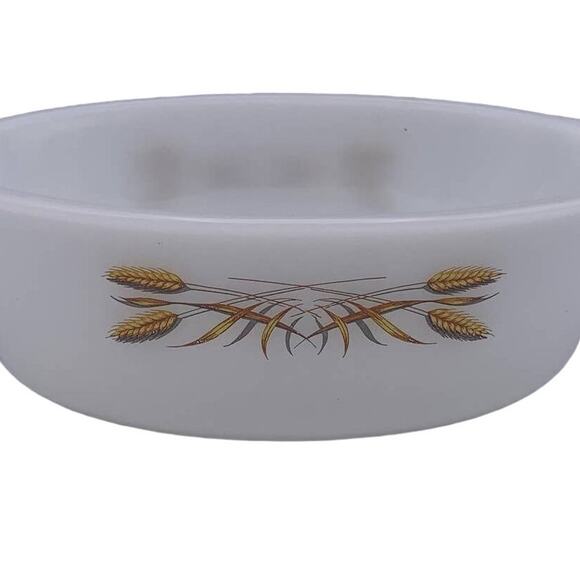 Anchor Hocking Fire-King Golden Wheat 1-1/2 Quart 467 Milk Glass Baking Dish - Picture 2 of 8